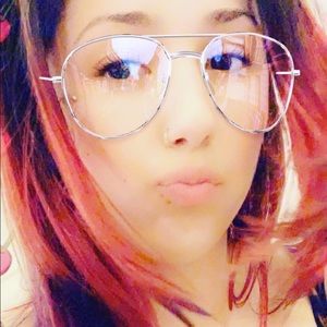 Meet your Posher, Alexandria